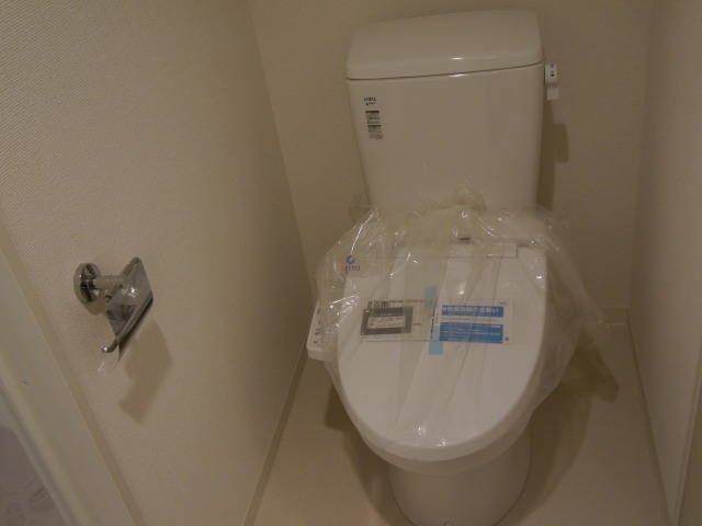 トイレ　ウォシュレット付き