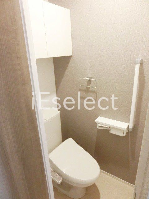 トイレ　洗浄機能付き♪