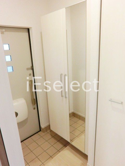 玄関　シューズボックス付きの玄関！