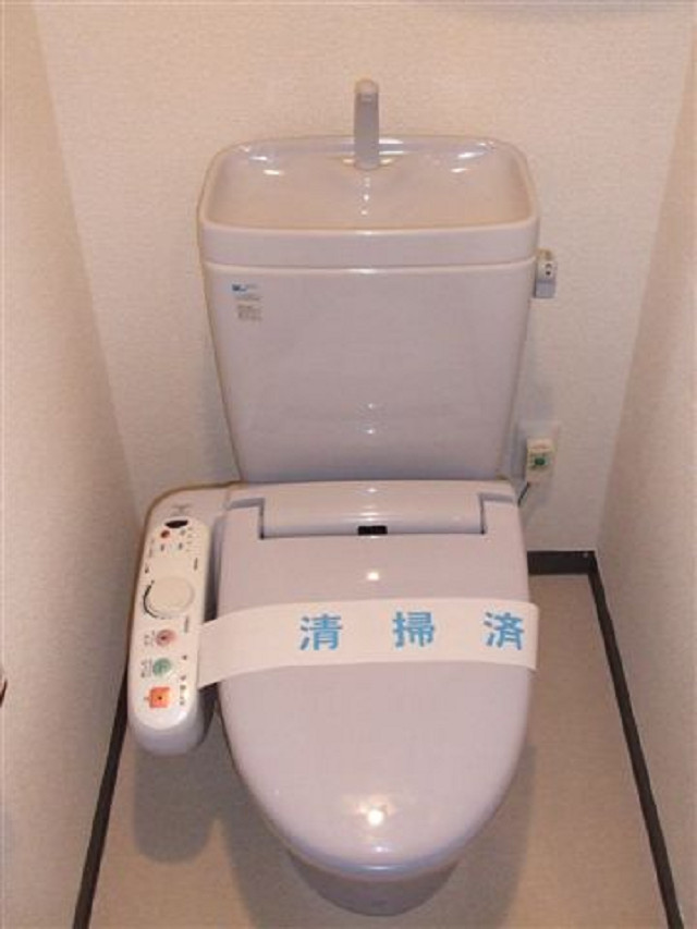 トイレ　※別室同間取りのため参考まで