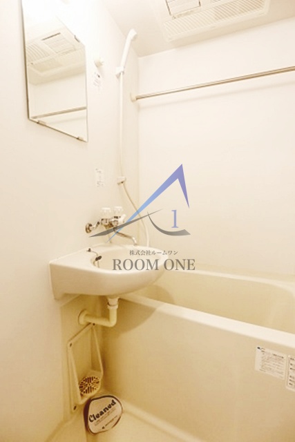 バス・シャワールーム　お風呂です。