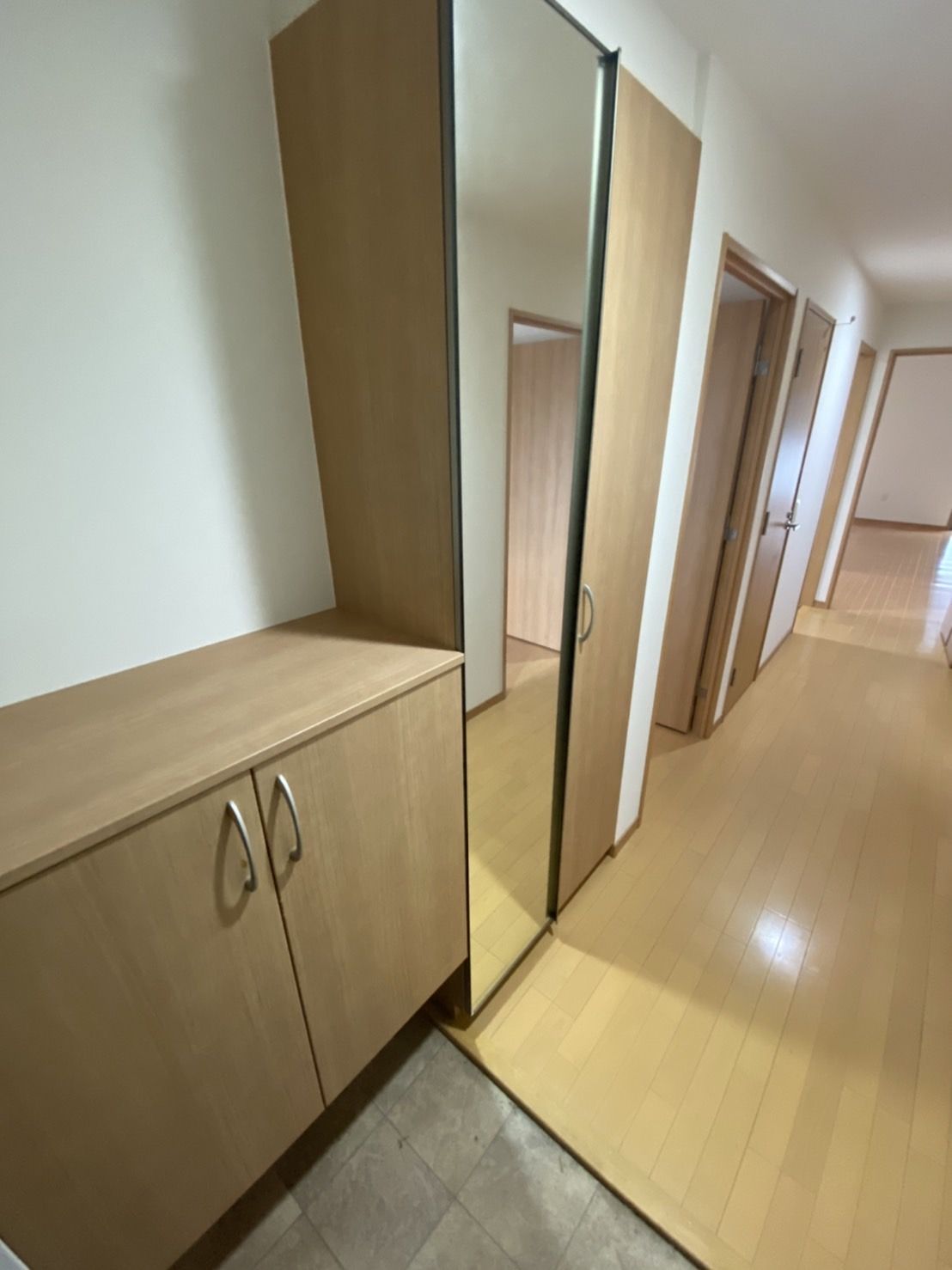 玄関　ラフィナート姪浜