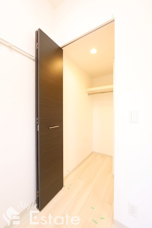 収納　ウォークインクローゼット