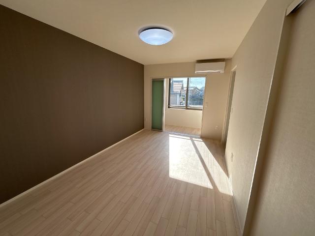 居室・リビング　リビング