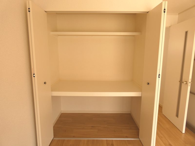 収納　洋室収納