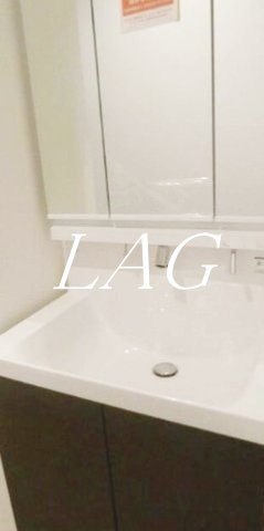 洗面設備　独立洗面台です。