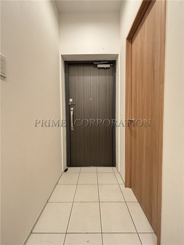 玄関　※参考写真※