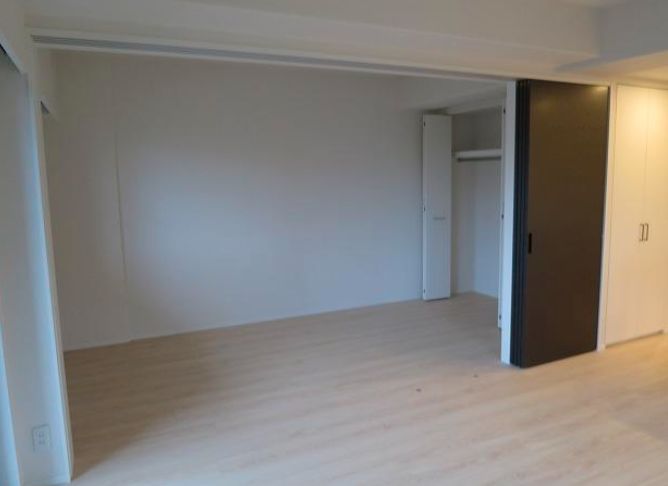 その他部屋・スペース　落ち着いて過ごせるお部屋なので、寝室にいかがでしょうか