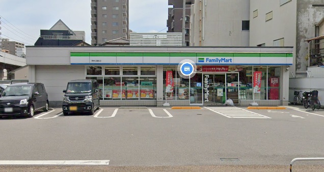 コンビニ　ファミリーマート（コンビニ）まで540m