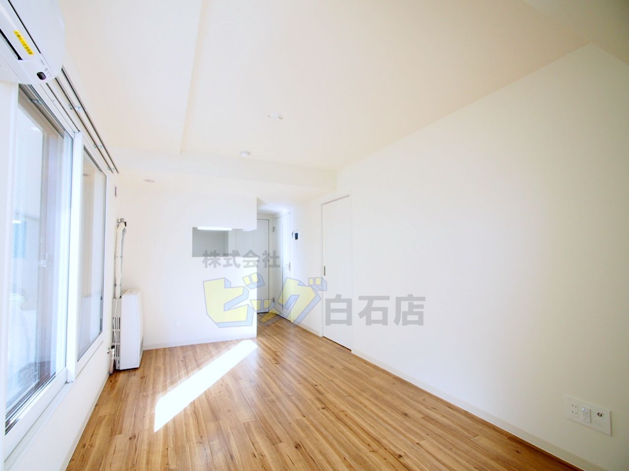 居室・リビング　広々リビングです♪