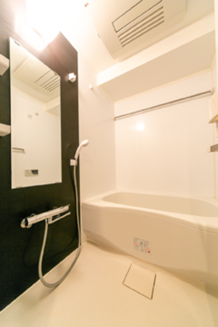 バス・シャワールーム　※写真は同タイプ住戸です。