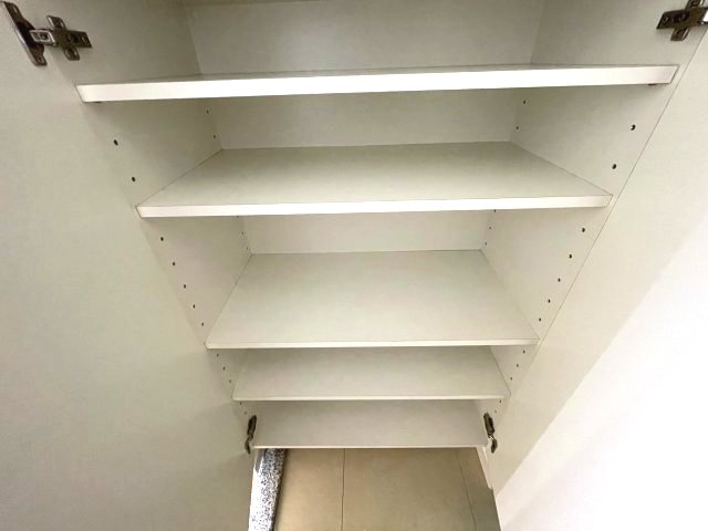 収納　イメージとして同マンション他部屋を表示しています