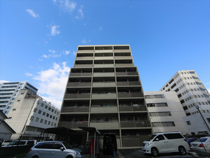 建物外観　外観　防犯カメラ付　オートロック　宅配ＢＯＸ