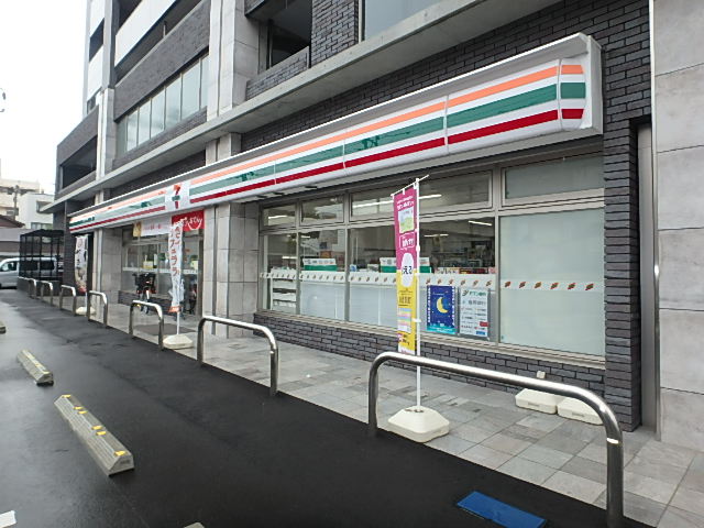 コンビニ　セブンイレブン小倉朝日ヶ丘店（コンビニ）まで400m