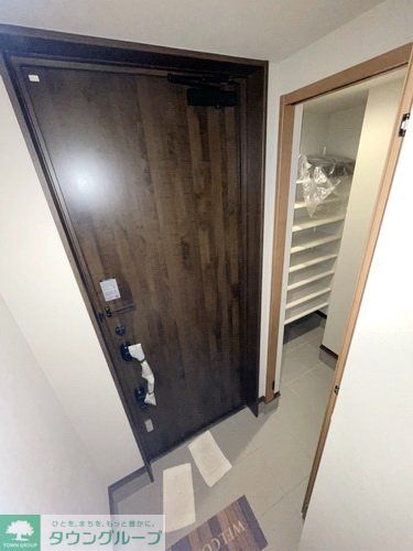 玄関　玄関