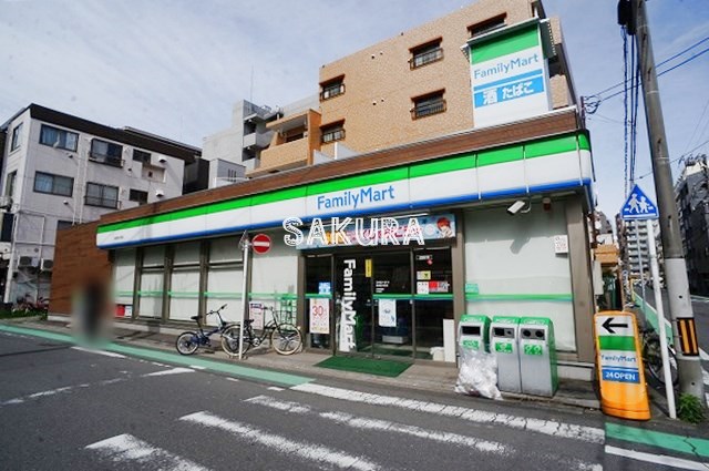 コンビニ　ファミリーマート 横浜新川町店（コンビニ）まで446m