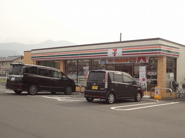 コンビニ　セブン‐イレブン／直方王子団地前店（コンビニ）まで57m