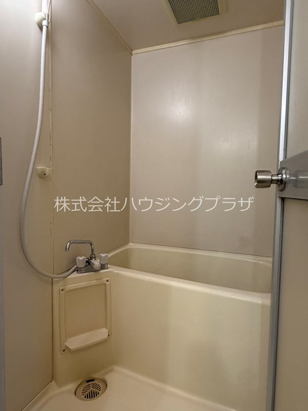 バス・シャワールーム　風呂