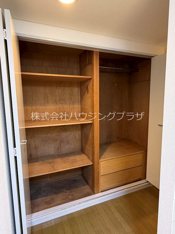 収納　クローゼット