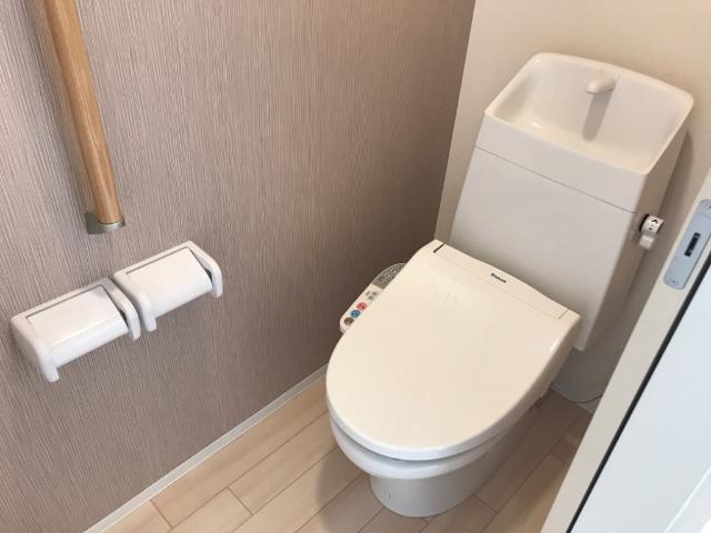 トイレ　シャワー付トイレ