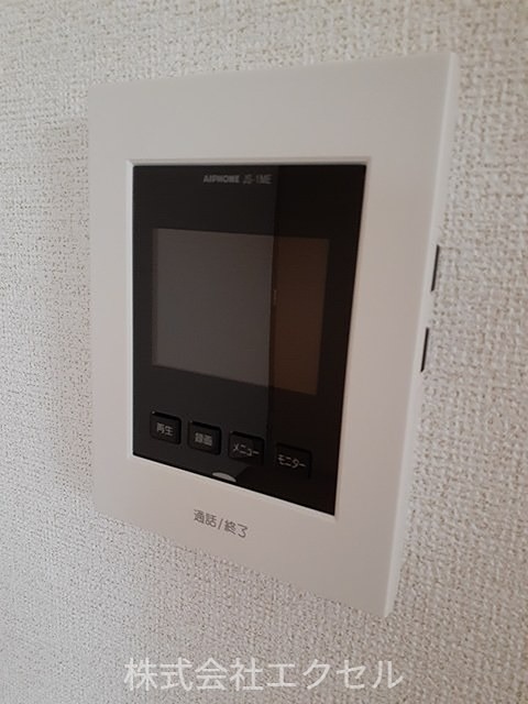 セキュリティ　モニター付きインターホンです。