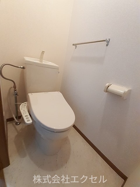 トイレ　清潔感のあるトイレです。
