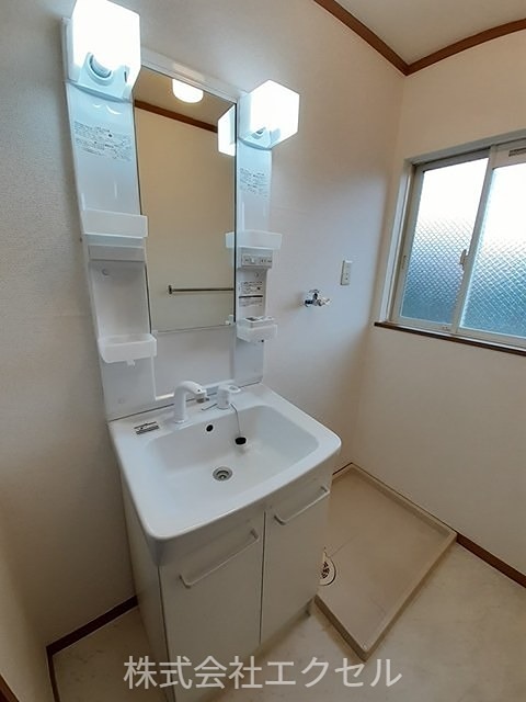 洗面設備　独立洗面台です。