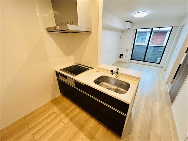キッチン　同タイプのお部屋の内装写真転載