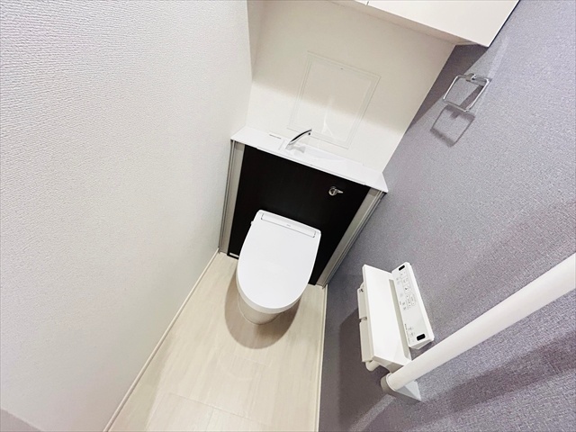 トイレ　同タイプのお部屋の内装写真転載