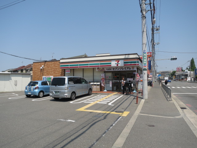 コンビニ　セブンイレブン 高槻城東町店（コンビニ）まで557m