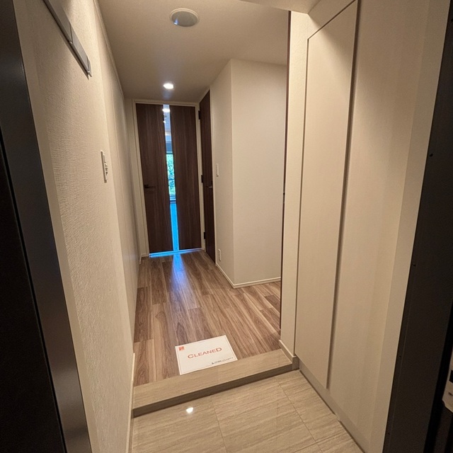 玄関　※写真は同タイプ住戸です。