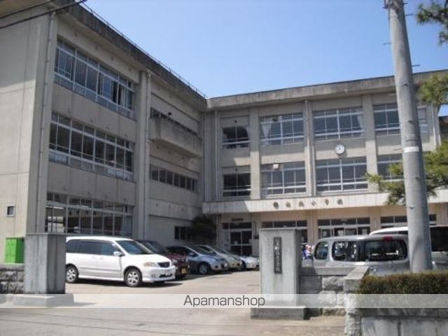 小学校　社北小学校（小学校）まで600m