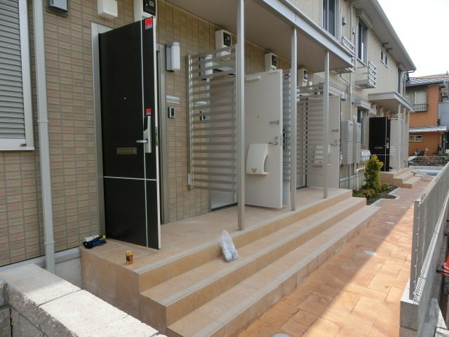 エントランス　広々としたエントランス