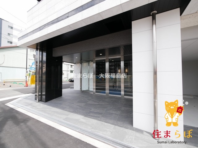 エントランス　共用部の印象も大切に