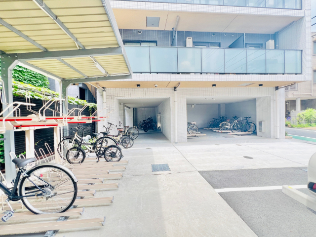駐車場　駐輪場