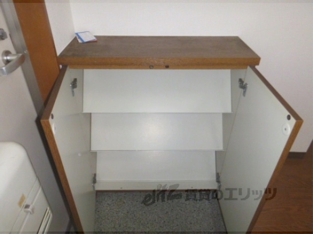 収納　下駄箱