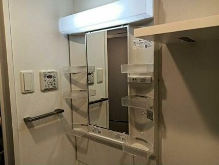 洗面設備　※同仕様写真含む