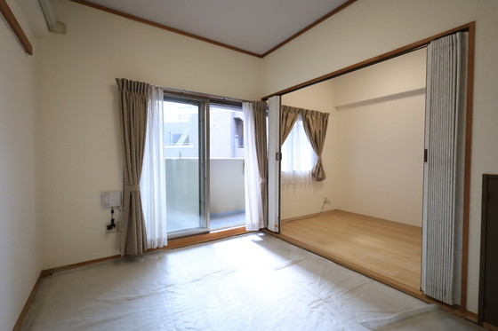 居室・リビング　※別部屋の写真です