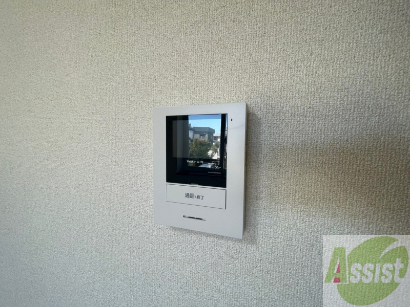 その他設備　ＴＶモニター付インターホンです。来客者の顔が見えるので安心！