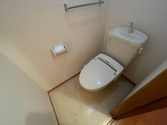 トイレ　※別部屋の写真です