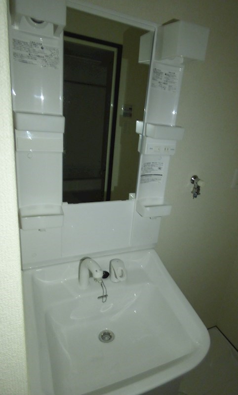 洗面設備　v違うお部屋の写真です。ご参考までに
