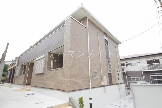建物外観　落ち着いた雰囲気の外観です