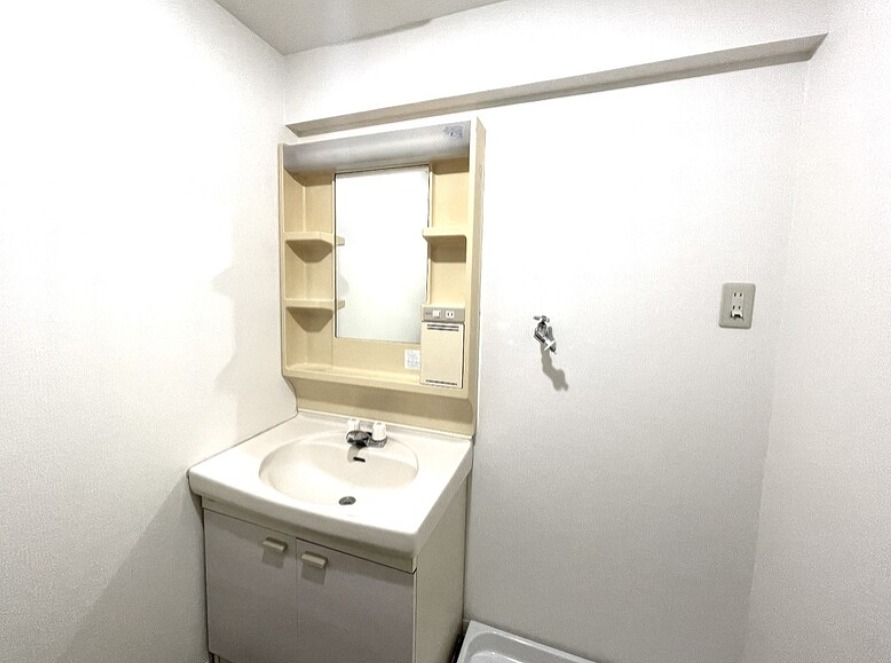 洗面設備　※他部屋参照画像※