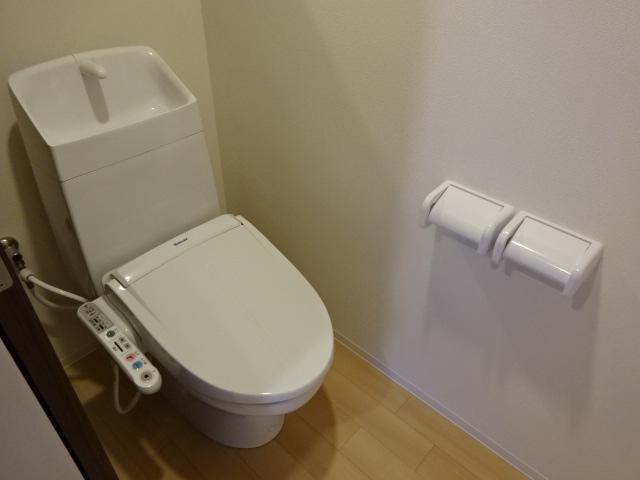 トイレ　シャワー付トイレ