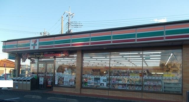 コンビニ　セブンイレブン（コンビニ）まで445m