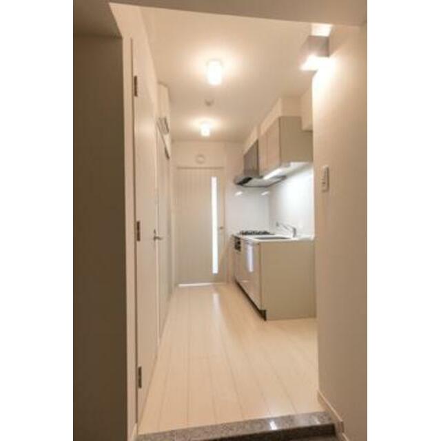 玄関　※写真は同タイプ住戸です。