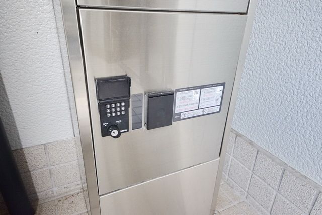エントランス　タウンハウジングまで