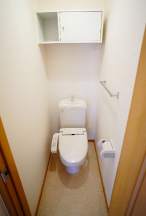 トイレ　落ち着いたトイレです