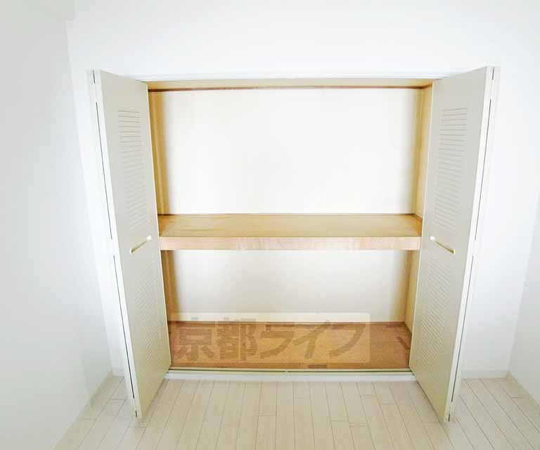 収納　３０２号室２ＬＤＫ写真