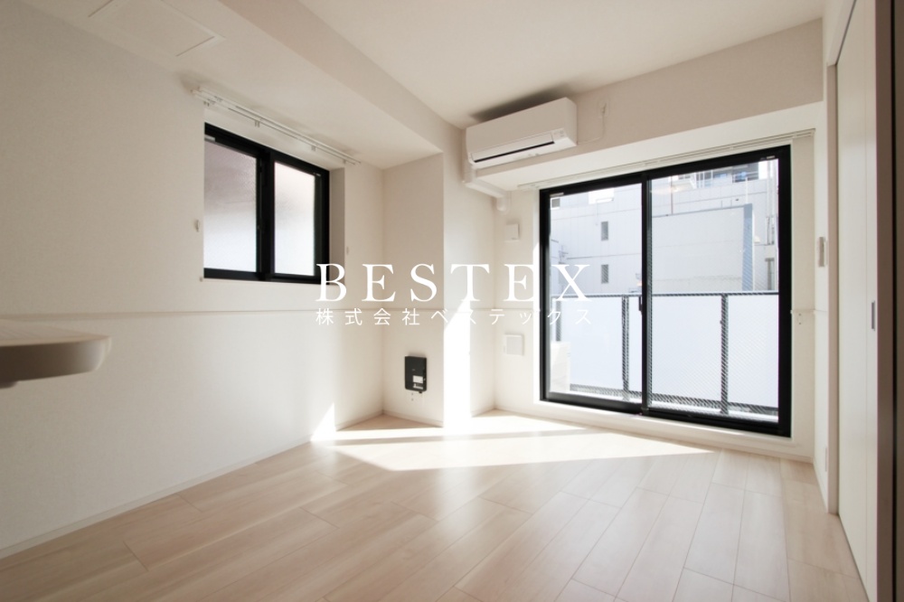 居室・リビング　※同タイプ・別部屋の参考写真です。